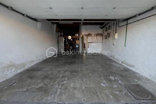 Maison ancienne de 694 m²