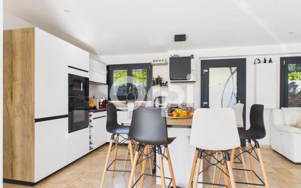 Maison à vendre    3 pièces • 85 m2 Tourrettes