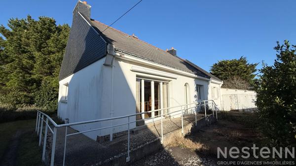 Quiberon - Maison de plain-pied avec 4 chambres, garage et atelier.