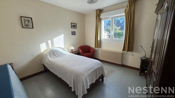 Quiberon - Maison de plain-pied avec 4 chambres, garage et atelier.