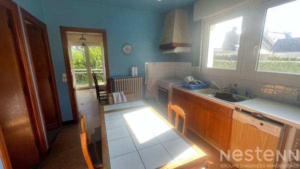 Quiberon - Maison de plain-pied avec 4 chambres, garage et atelier.