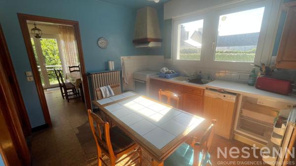 Quiberon - Maison de plain-pied avec 4 chambres, garage et atelier.