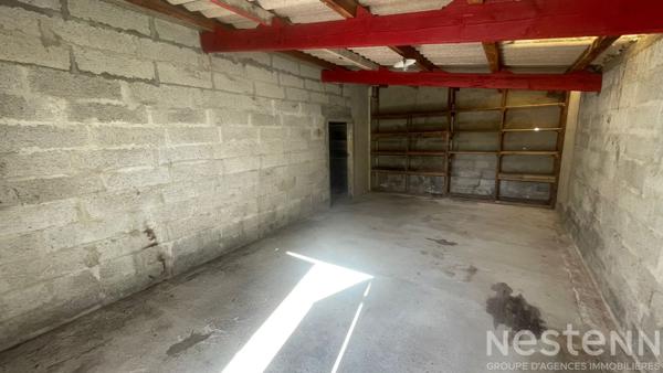 Quiberon - Maison de plain-pied avec 4 chambres, garage et atelier.