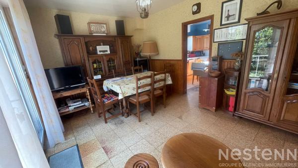 Quiberon - Maison de plain-pied avec 4 chambres, garage et atelier.