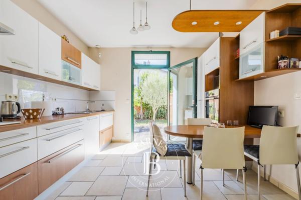 Bordeaux, Maison 3 Chambres -  128 m² à vendre
