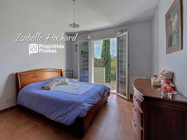 Maison Saint Maximin La Sainte Baume 5 pièce(s) 123 m²