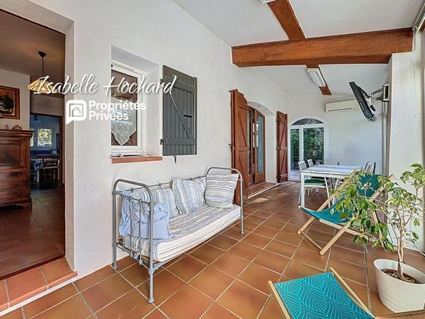 Maison Saint Maximin La Sainte Baume 5 pièce(s) 123 m²