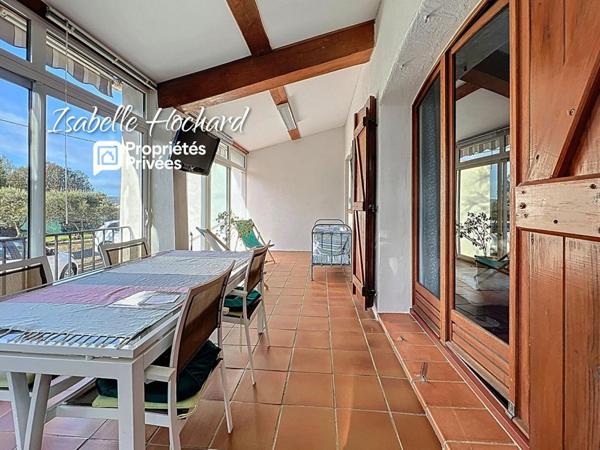 Maison Saint Maximin La Sainte Baume 5 pièce(s) 123 m²