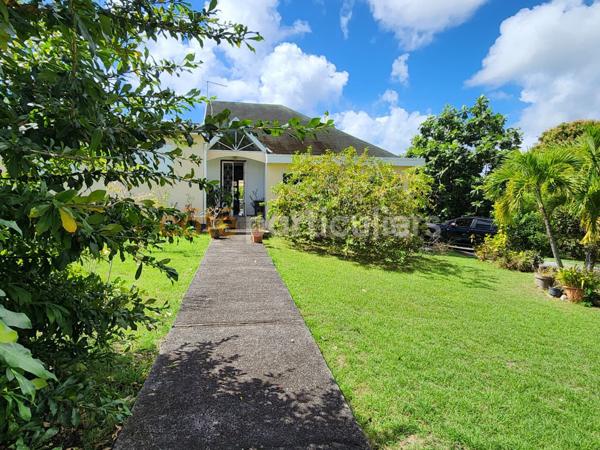 Vente Maison118 m² - 5 Pièces - SAINT FRANCOIS (97118)