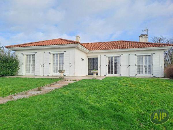 Vente maison Challans : 249 000 € - AJP Immobilier Challans