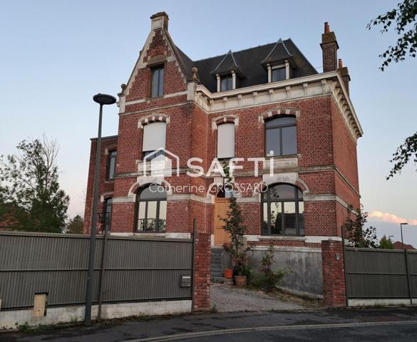 Maison de Maître individuelle de 300 m² à MERVILLE