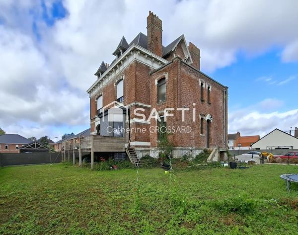 Maison de Maître individuelle de 300 m² à MERVILLE