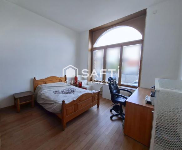 Maison de Maître individuelle de 300 m² à MERVILLE