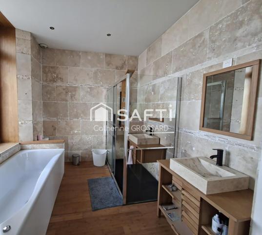 Maison de Maître individuelle de 300 m² à MERVILLE