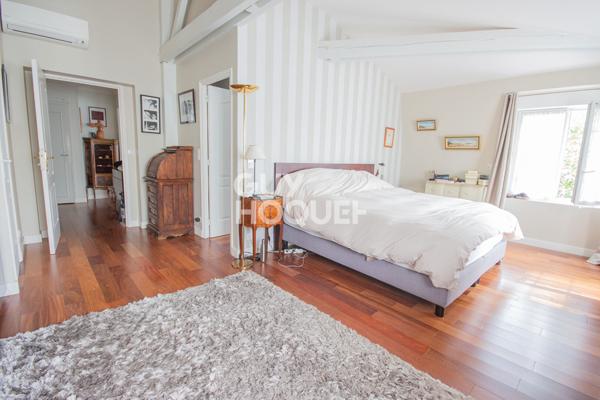Maison Chatou 8 pièce(s) 218 m2