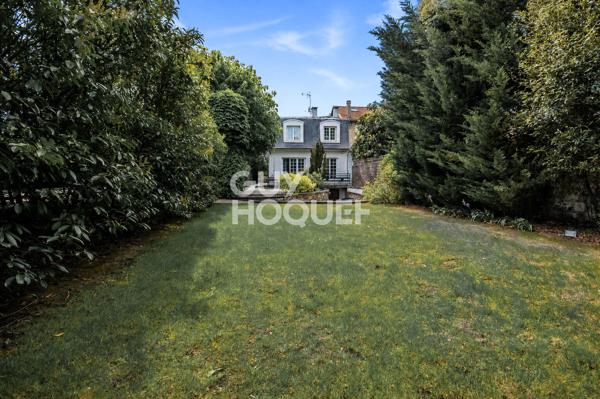 Maison Chatou 8 pièce(s) 218 m2