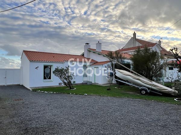 Élégante villa vue mer corniche de Sion
