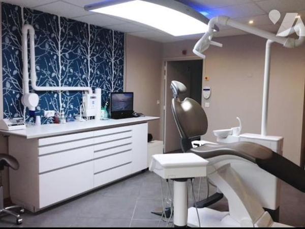 LAMBERSART immeuble à usage mixte