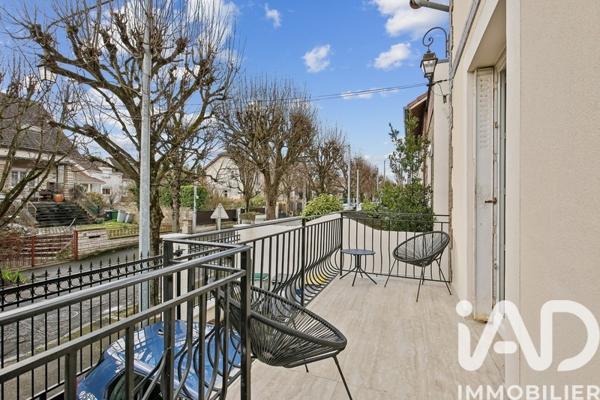 Maison à vendre 6 pièces 154 m² Saint-Brice-sous-Forêt