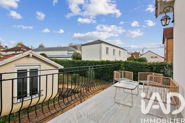 Maison à vendre 6 pièces 154 m² Saint-Brice-sous-Forêt