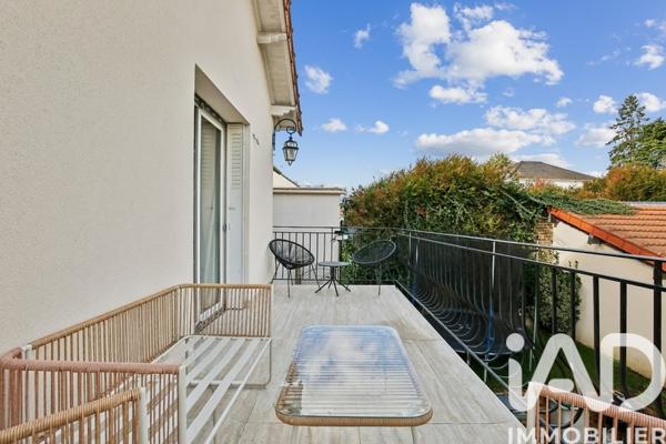 Maison à vendre 6 pièces 154 m² Saint-Brice-sous-Forêt