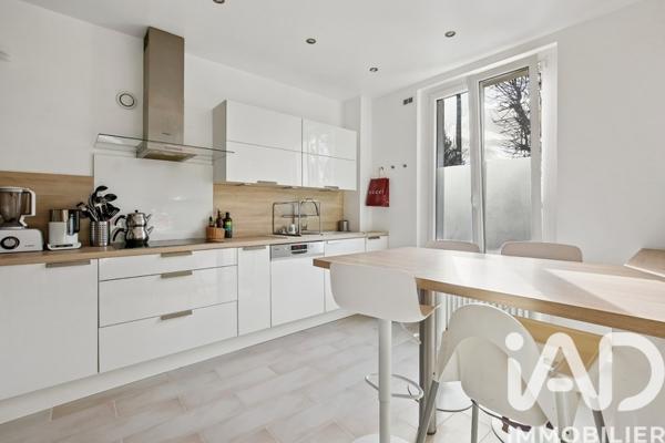 Maison à vendre 6 pièces 154 m² Saint-Brice-sous-Forêt