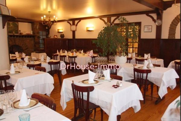 Commerce à vendre 45 pièces de 1 200 m²