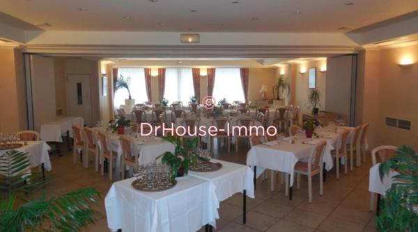 Commerce à vendre 45 pièces de 1 200 m²