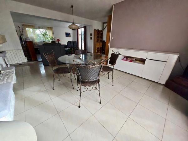 Maison Livry Gargan 5 pièce(s) 101 m2 - Sous-Sol total - Secteur Recherché