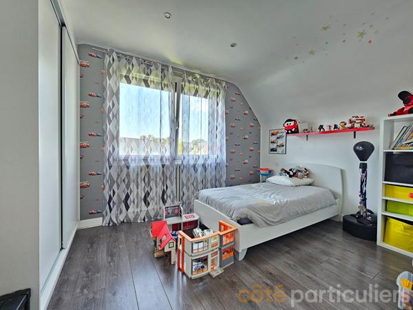 Vente
                Maison113 m² - 6 Pièces -
                    Plescop (56890)
