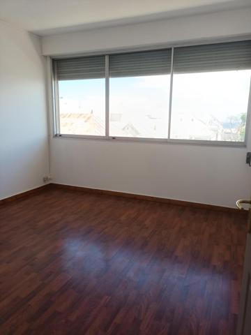 A louer F5 duplex rue Pasteur Equipement(s)