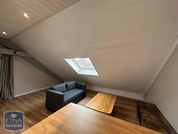 Appartement à louer 2 pièces 24.43m² Tours (37100)