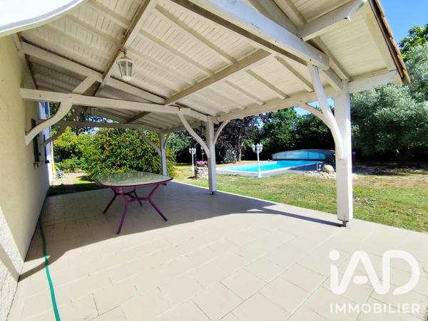 Maison à vendre 5 pièces 102 m² Saint-Martin-de-Bernegoue