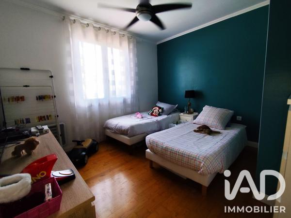 Maison à vendre 5 pièces 102 m² Saint-Martin-de-Bernegoue