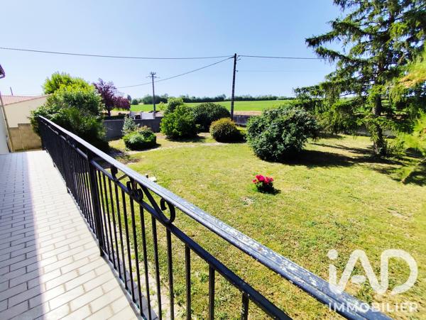 Maison à vendre 5 pièces 102 m² Saint-Martin-de-Bernegoue
