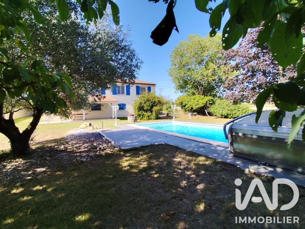 Maison à vendre 5 pièces 102 m² Saint-Martin-de-Bernegoue