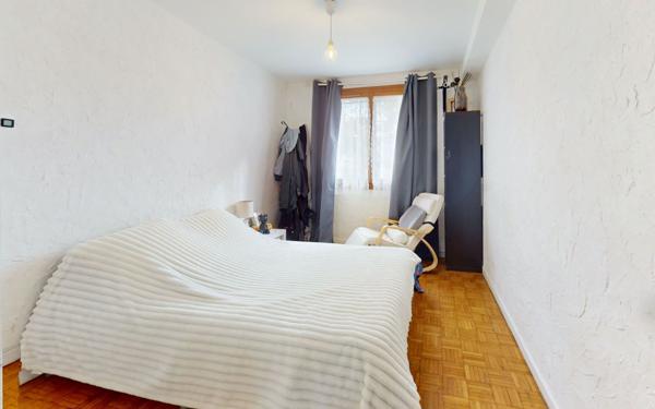 Appartement à vendre    4 pièces • 81 m2 Sainte-Foy-lès-Lyon