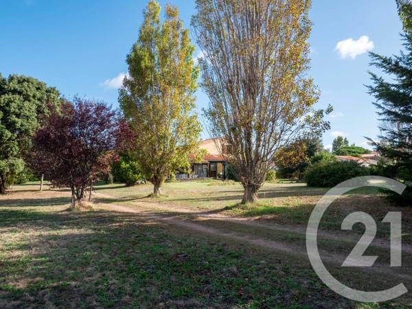 Maison à vendre  7 pièces - 174,04 m 2   LES SABLES D OLONNE  - 85