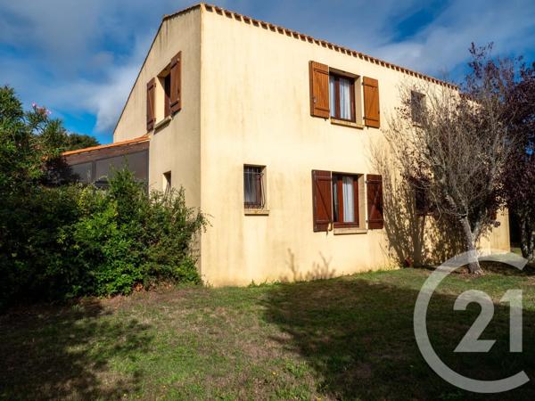 Maison à vendre  7 pièces - 174,04 m 2   LES SABLES D OLONNE  - 85