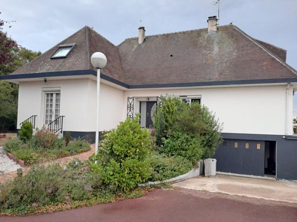 Superbe résidence de 240m² sur 3400 m² à MORMANT