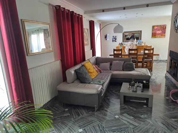 Superbe résidence de 240m² sur 3400 m² à MORMANT