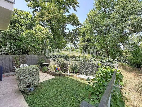 A vendre Agréable appartement T3 avec jardin privatif  avec place parking