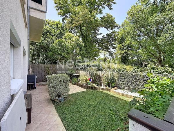 A vendre Agréable appartement T3 avec jardin privatif  avec place parking