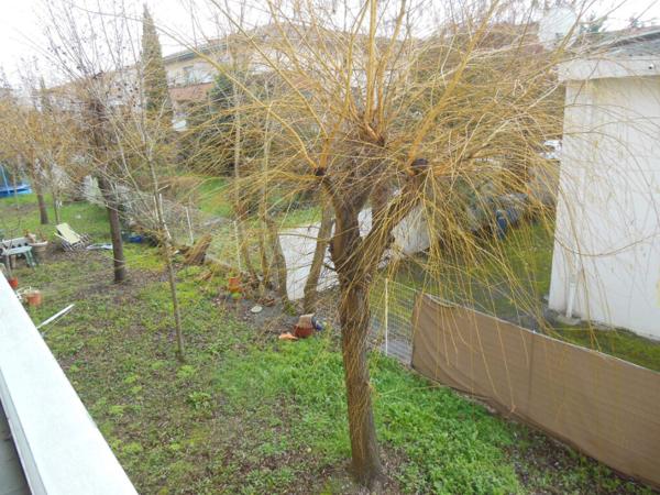 Toulouse 31200 Quartier Croix Daurade/ Bonnefoy  SANS FRAIS AGENCE  T4 Récent de 83.50m² avec  Terrasse couverte de 8.60m² 1 place de parking en sous sol