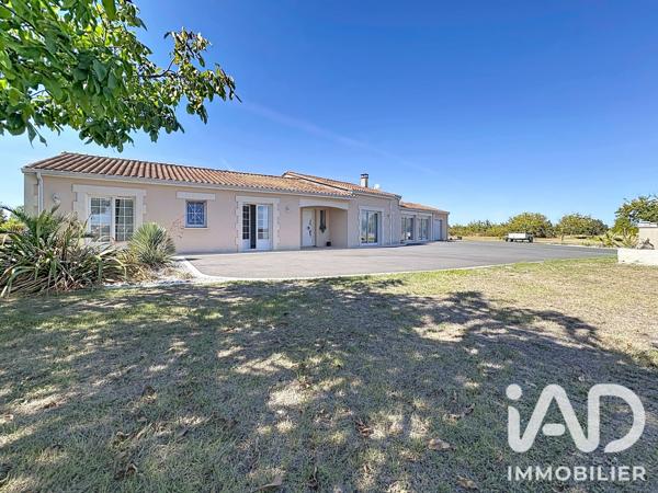 Maison à vendre 6 pièces 202 m² Genté