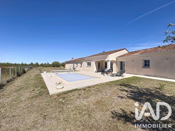 Maison à vendre 6 pièces 202 m² Genté