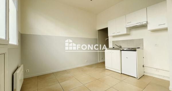 Location Studio 18.68 m² - Toulon 83000