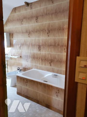 Maison à Vendre à Mourioux-Vieilleville (23210) en Creuse (23)
Cette maison de 106,9 m² se sit...