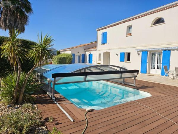 Maison à vendre à Le Gua en Charente-Maritime (17600), ref : 02031 bourg Maison à vendre à Le Gua en Charente-Maritime (17600), ref : 02031 bourg Maison à vendre à Le Gua en Charente-Maritime (17600), ref : 02031 bourg