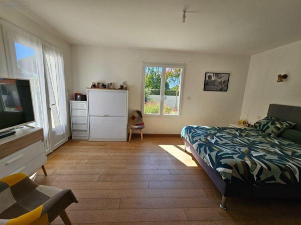 Maison à vendre à Le Gua en Charente-Maritime (17600), ref : 02031 bourg Maison à vendre à Le Gua en Charente-Maritime (17600), ref : 02031 bourg Maison à vendre à Le Gua en Charente-Maritime (17600), ref : 02031 bourg